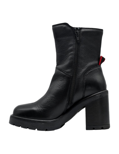 BL211 001 black