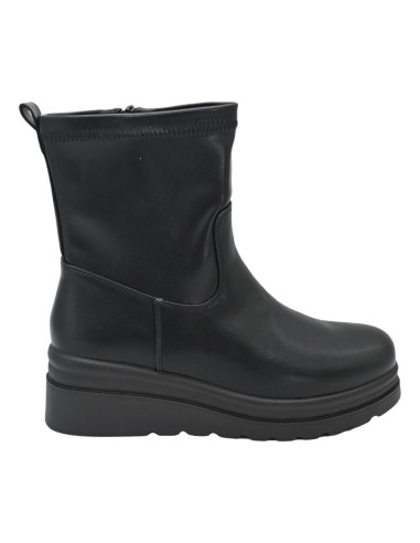 CI2046 001 leather black