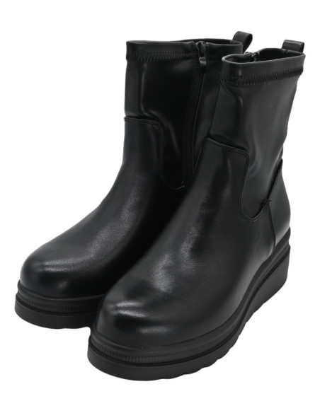 CI2046 001 leather black