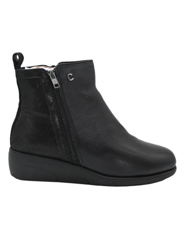 IV18843C 001 leather black