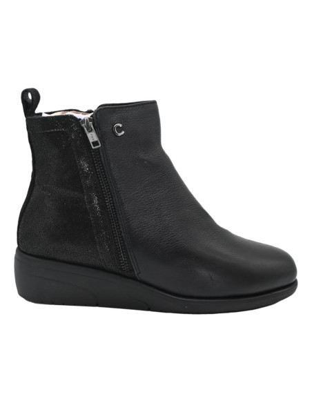 IV18843C 001 leather black