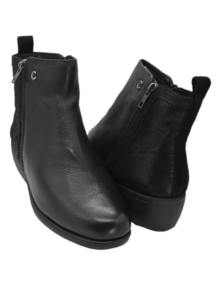 IV18843C 001 leather black