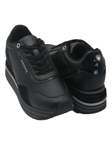 F4LYD01 lea linda black