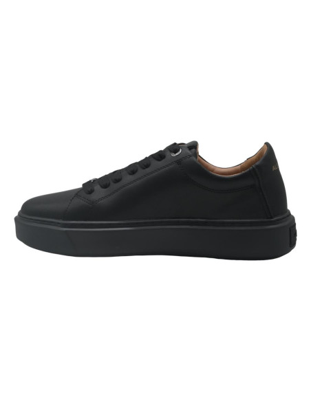 London man black 9012