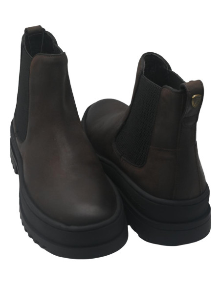 F5IUKA02 leadarkbrown